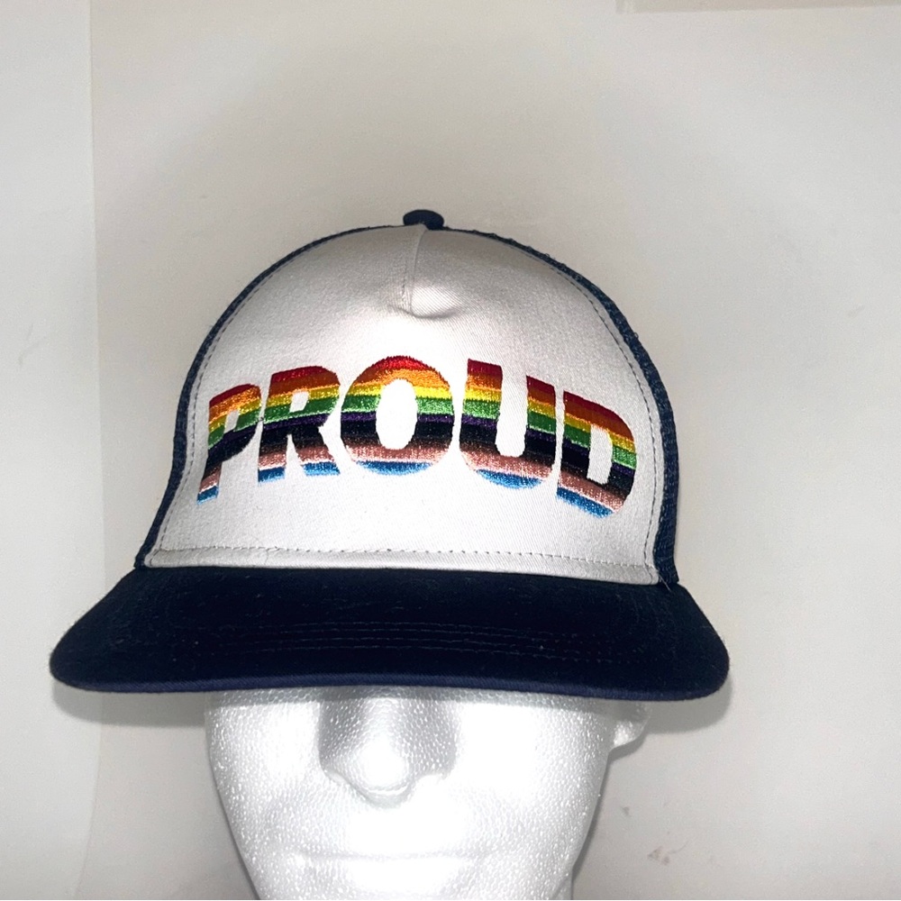 → “Proud” Rainbow Trucker Hat – LGBTQ+ Gay Pride Snapback One Size